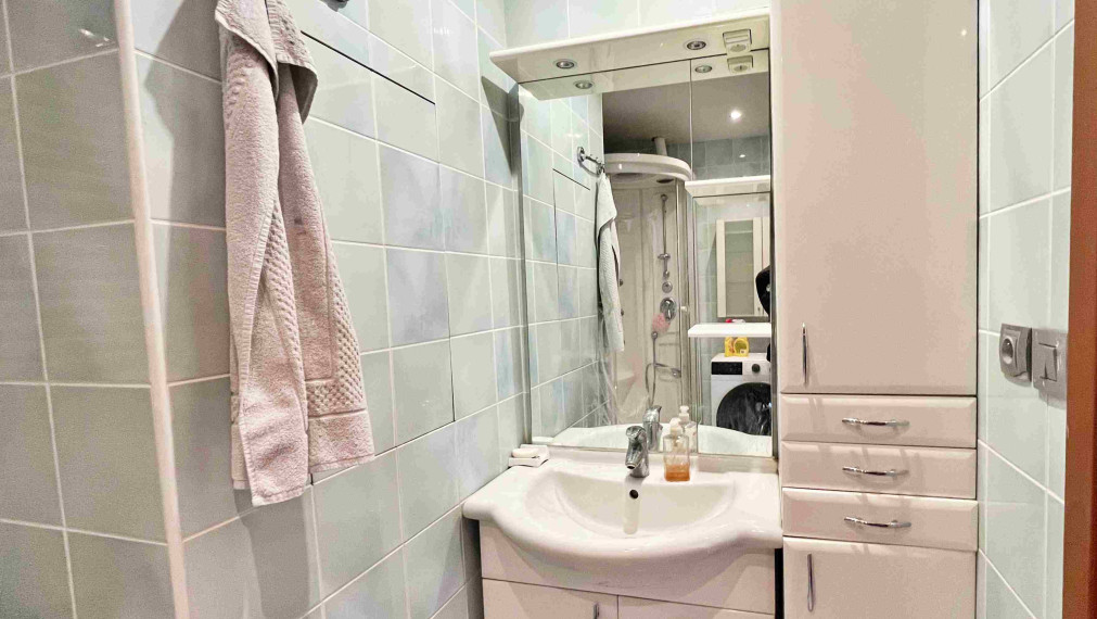 REZERVOVANÉ.  4-izbový byt na Západe: Výhľad a priestor