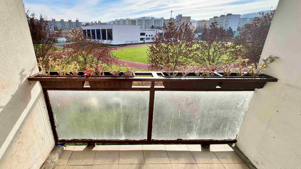 REZERVOVANÉ.  4-izbový byt na Západe: Výhľad a priestor