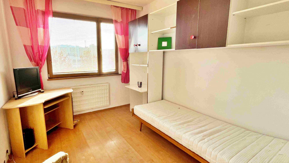 REZERVOVANÉ.  4-izbový byt na Západe: Výhľad a priestor