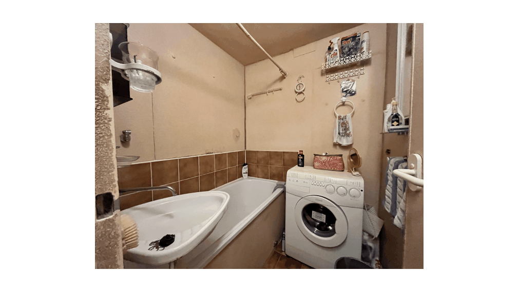 3,5-izbový byt 89 m², balkón aj loggia – Zlatý Potok, Zvolen