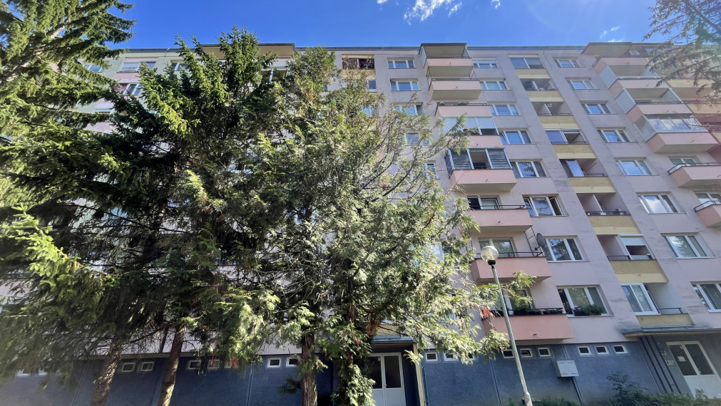 3,5-izbový byt 89 m², balkón aj loggia – Zlatý Potok, Zvolen