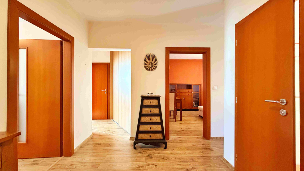 REZERVOVANÉ. 4-izbový byt s balkónom 97m2, prerobený – Sliač