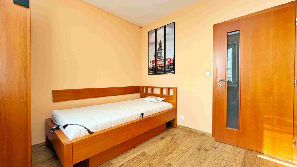 REZERVOVANÉ. 4-izbový byt s balkónom 97m2, prerobený – Sliač