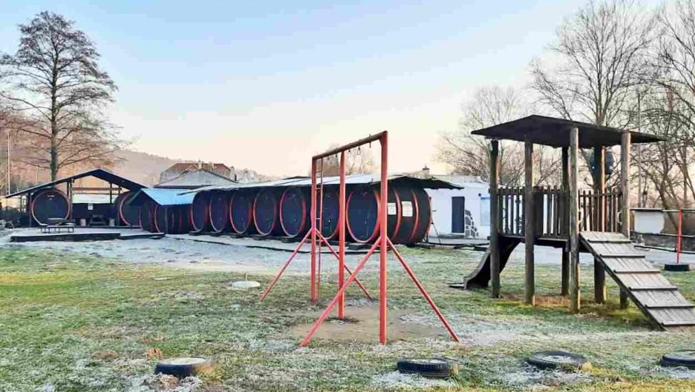 Štýlový podnik  GERONIMO – reštaurácia a kemp pri Hrone