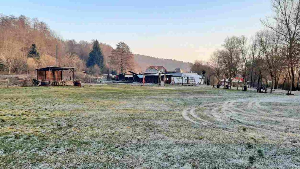 Štýlový podnik  GERONIMO – reštaurácia a kemp pri Hrone