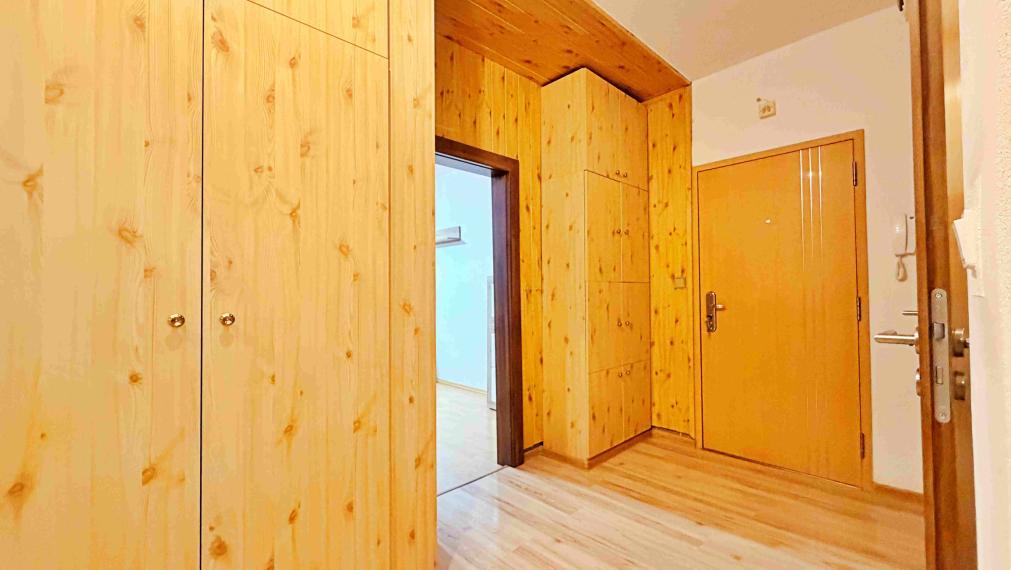 REZERVOVANÉ. 1-izbový byt 39m v centre Zvolena