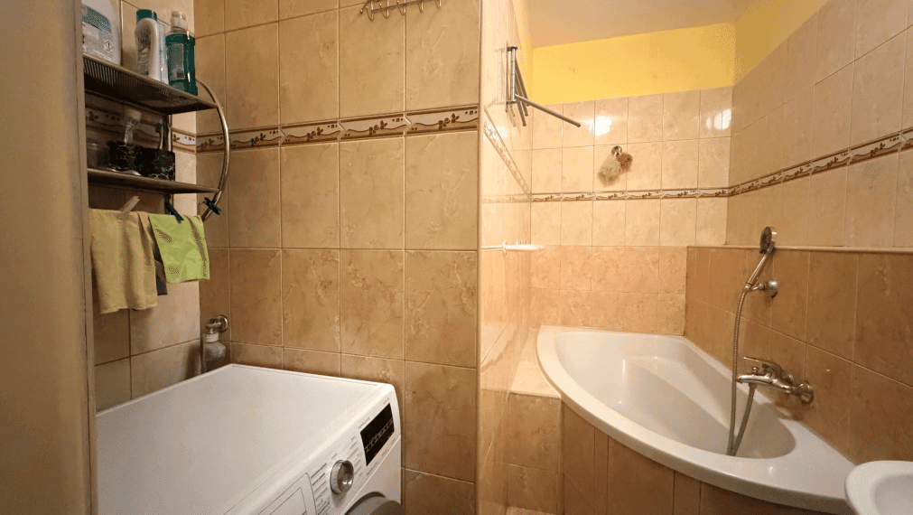 REZERVOVANÉ. 3,5+1 byt s  balkónom 87m2 – Zlatý Potok