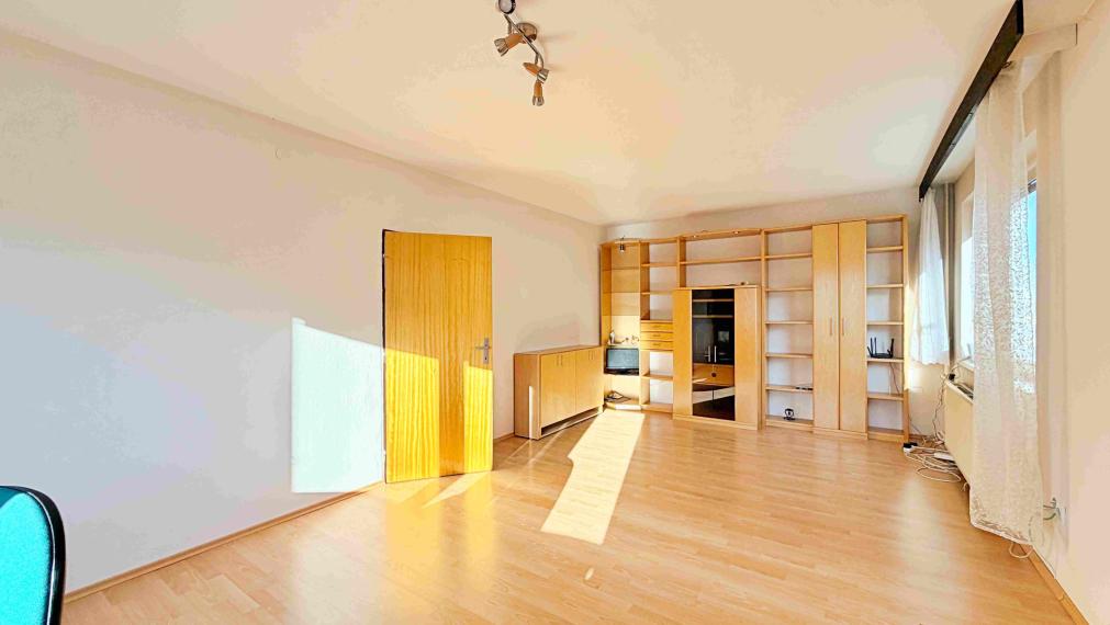 Veľkorysý byt 106m2 + balkón v rodinnom dome– Sekier, Zvolen