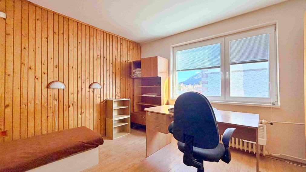 Veľkorysý byt 106m2 + balkón v rodinnom dome– Sekier, Zvolen