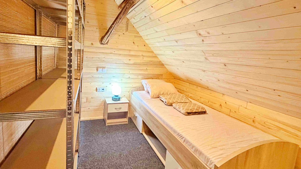 Úplne nová garzónka s parkovaním a klímou – Tužina