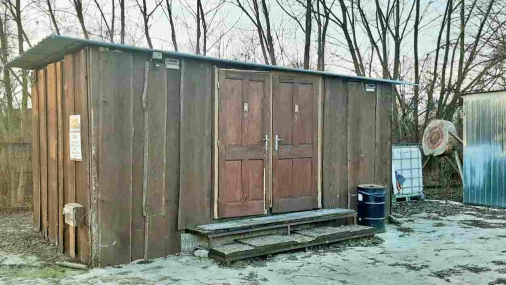 Zabehnutá Gastro prevádzka + budova pod hodnotou (196 000 €)