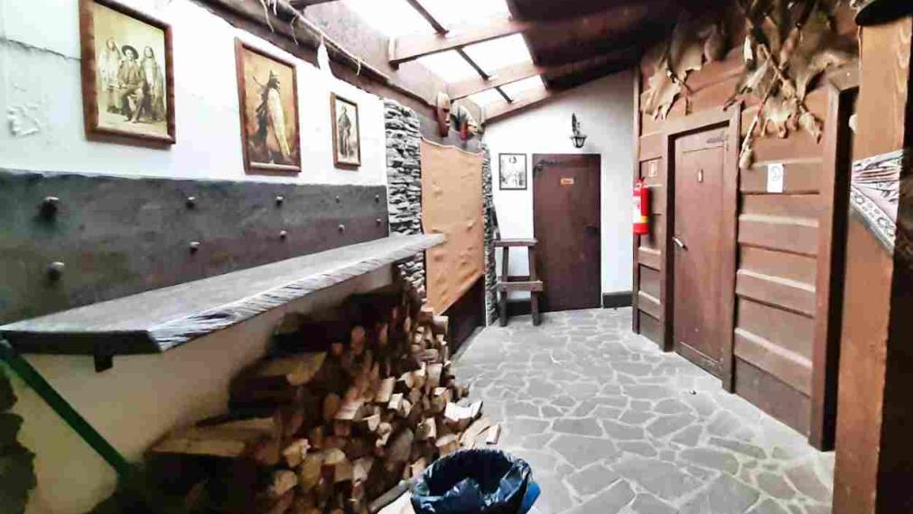 Zabehnutá Gastro prevádzka + budova pod hodnotou (196 000 €)