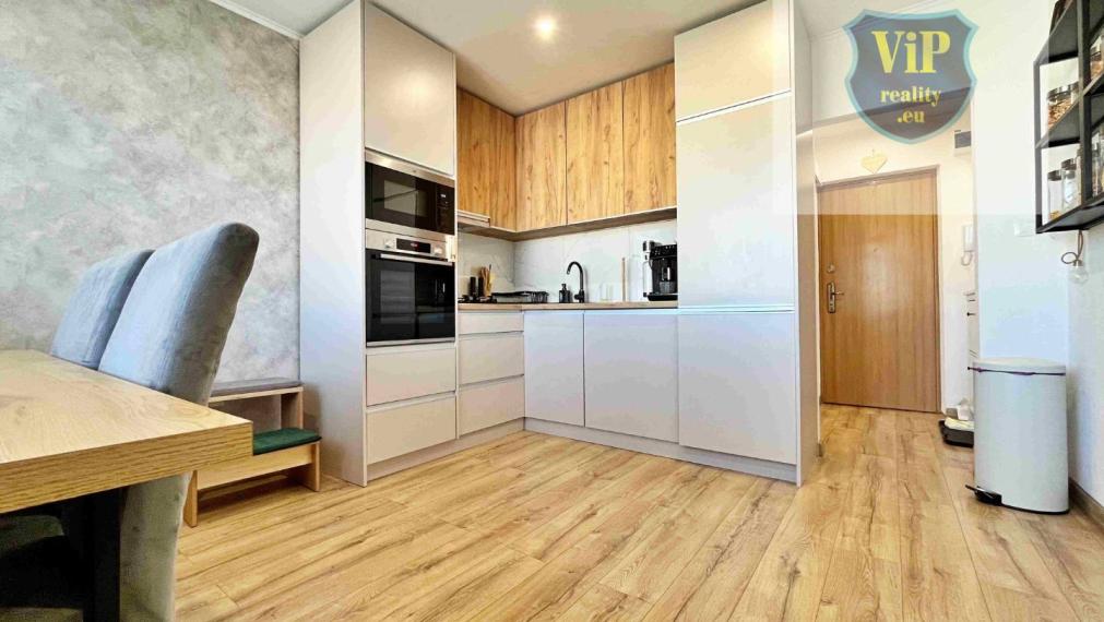 Prenájom 1-izbový byt 38m2, Zvolen Západ | klíma, internet