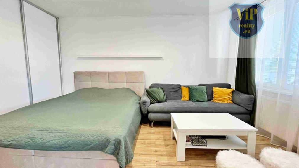 Prenájom 1-izbový byt 38m2, Zvolen Západ | klíma, internet