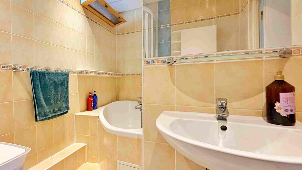 3-izbový byt Zvolen | 81 m², balkón, dve komory, zariadený