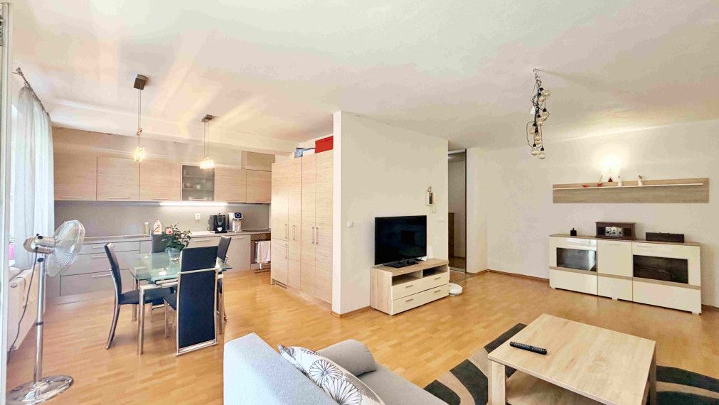 ViP.  4-izbový byt Panorama, 120 m², terasa 10m2, parking