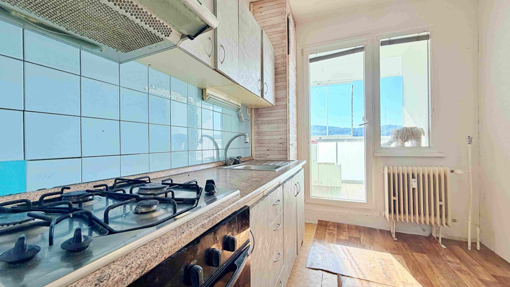 ViP. 3-i byt Sliač – Rybárska, 75 m² vrátane loggie cca 9 m²