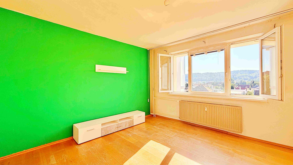 ViP. 3-i byt Sliač – Rybárska, 75 m² vrátane loggie cca 9 m²