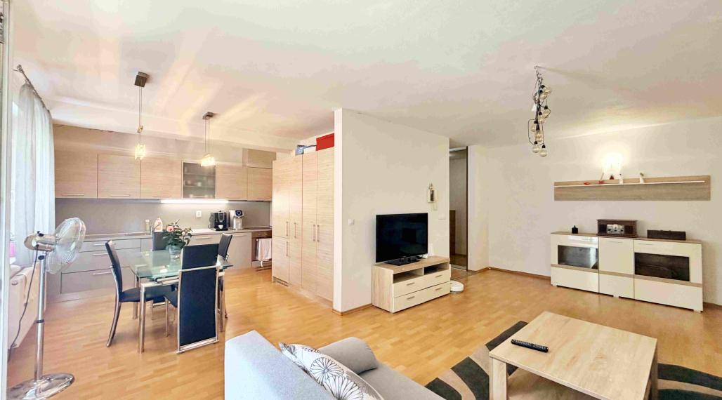 ViP.  4-izbový byt Panorama, 120 m², terasa 10m2, parking