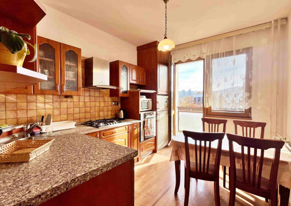 REZERVOVANÉ.  4-izbový byt na Západe: Výhľad a priestor