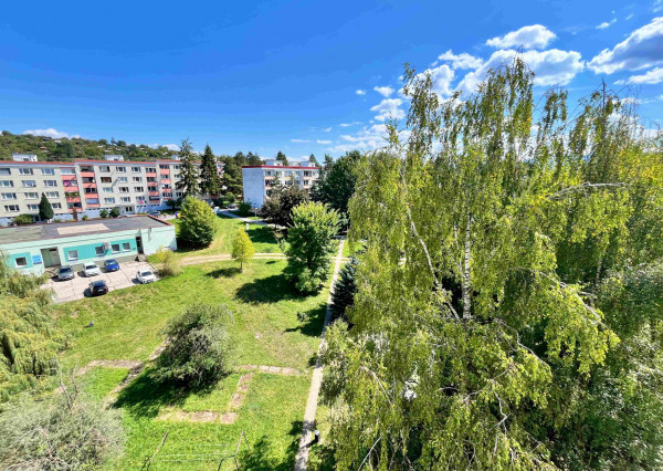 3,5-izbový byt 89 m², balkón aj loggia – Zlatý Potok, Zvolen