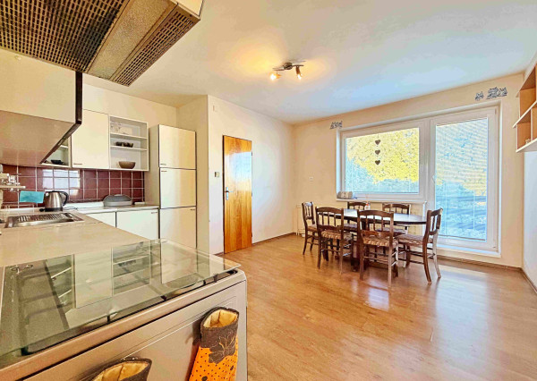 Veľkorysý byt 88m2 + balkón v rodinnom dome – Sekier, Zvolen