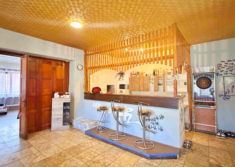 Dom Tuhár, 1010 m² pozemok, rekonštrukcia, terasa, pokoj